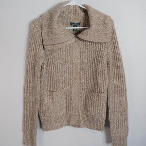 Woman's chunky sweater